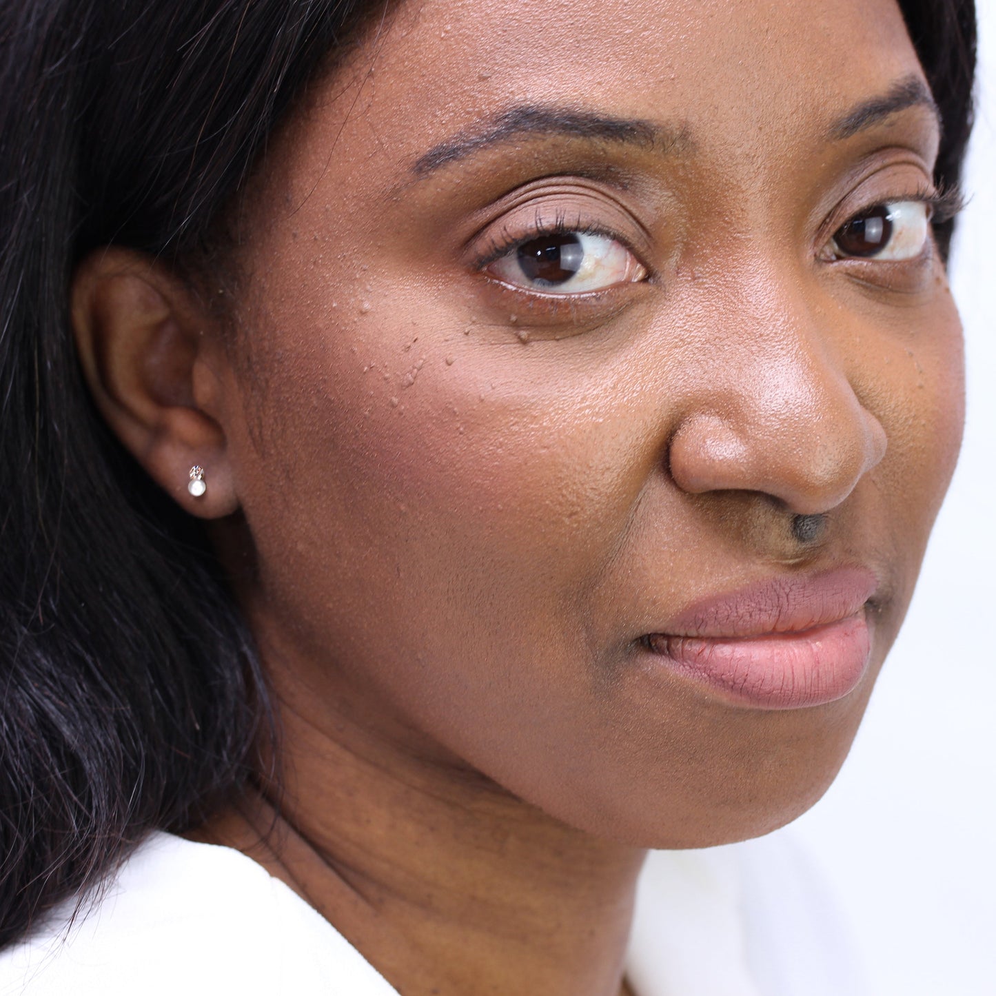 9ct Gold Clear CZ Freshwater Pearl Small Stud Earrings