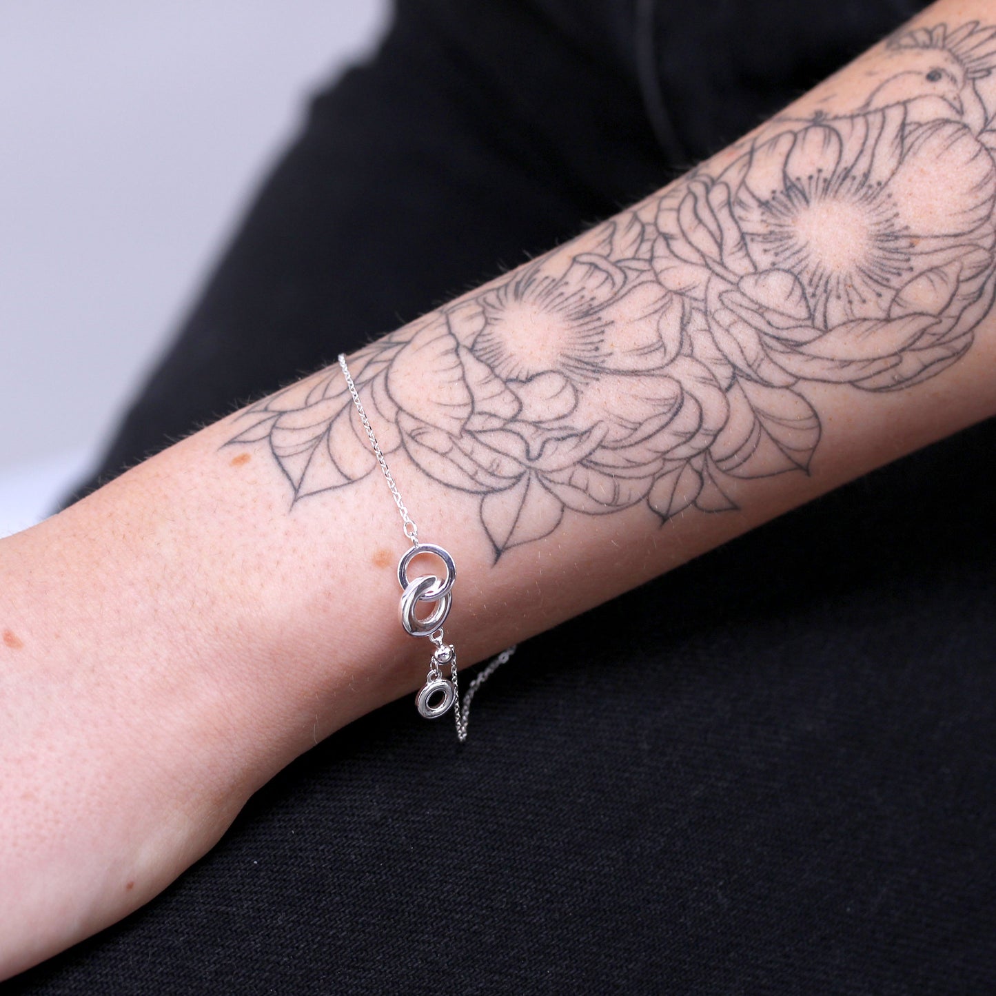 Sterling Silver Interlocking Karma Circles Adjustable Bracelet