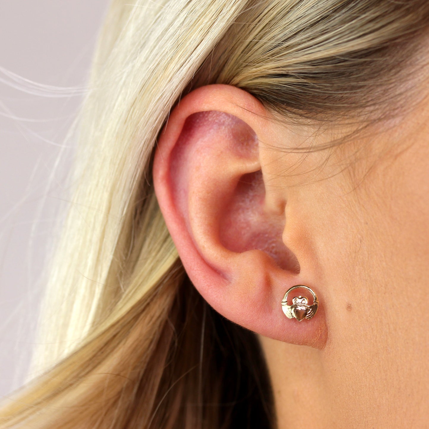 Andralok 9ct Yellow Gold Claddagh Stud Earrings