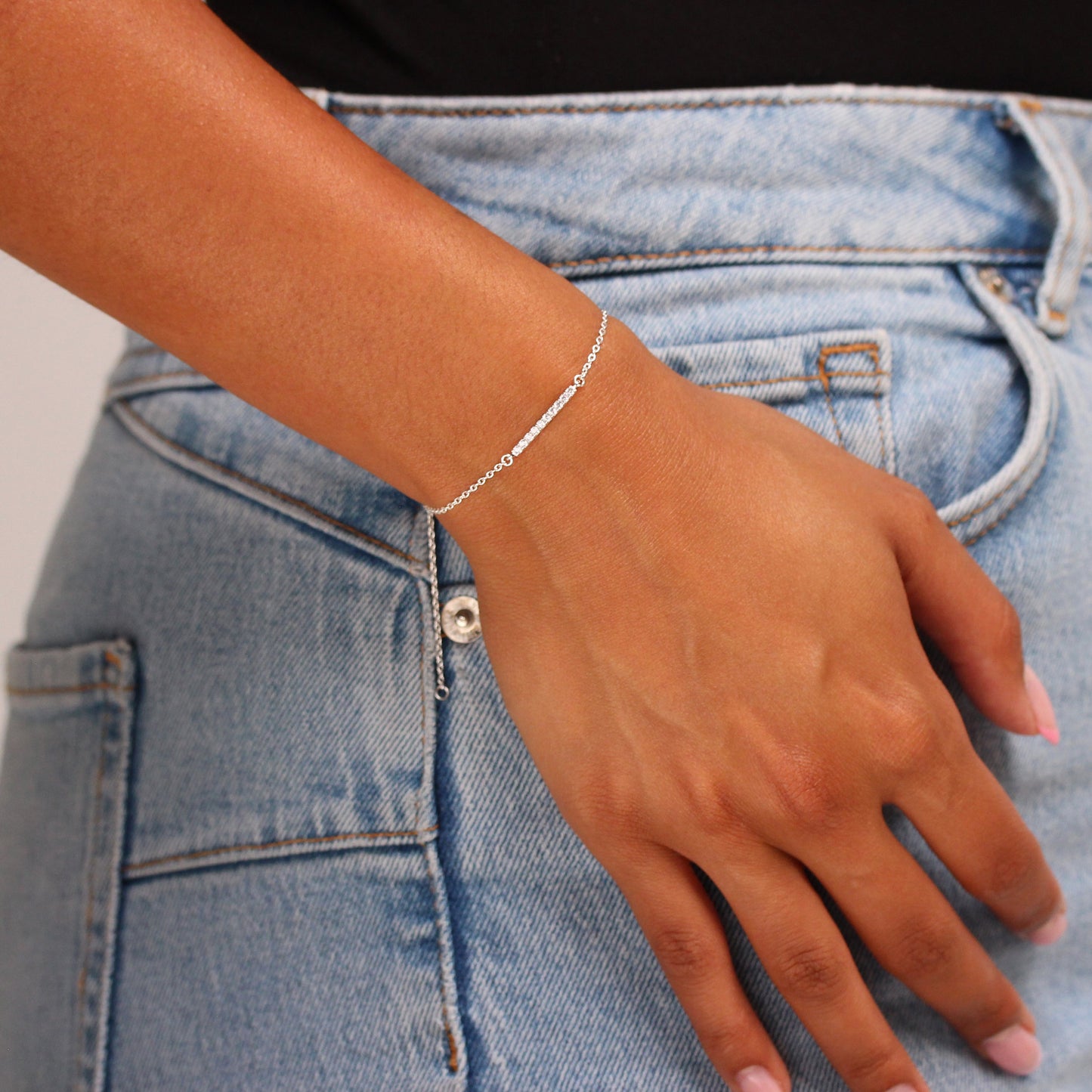 Sterling Silver Adjustable 7 Inch Bracelet w Clear CZ Crystal Bar