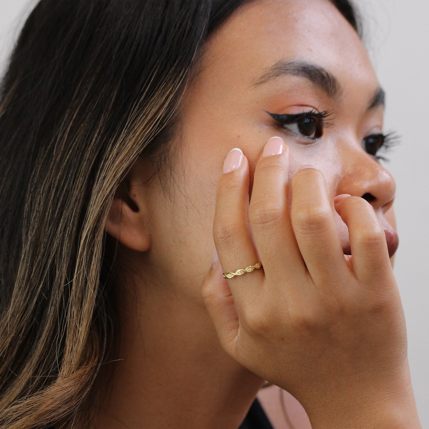 9ct Gold & Clear CZ Crystal Weave Ring Size I - U