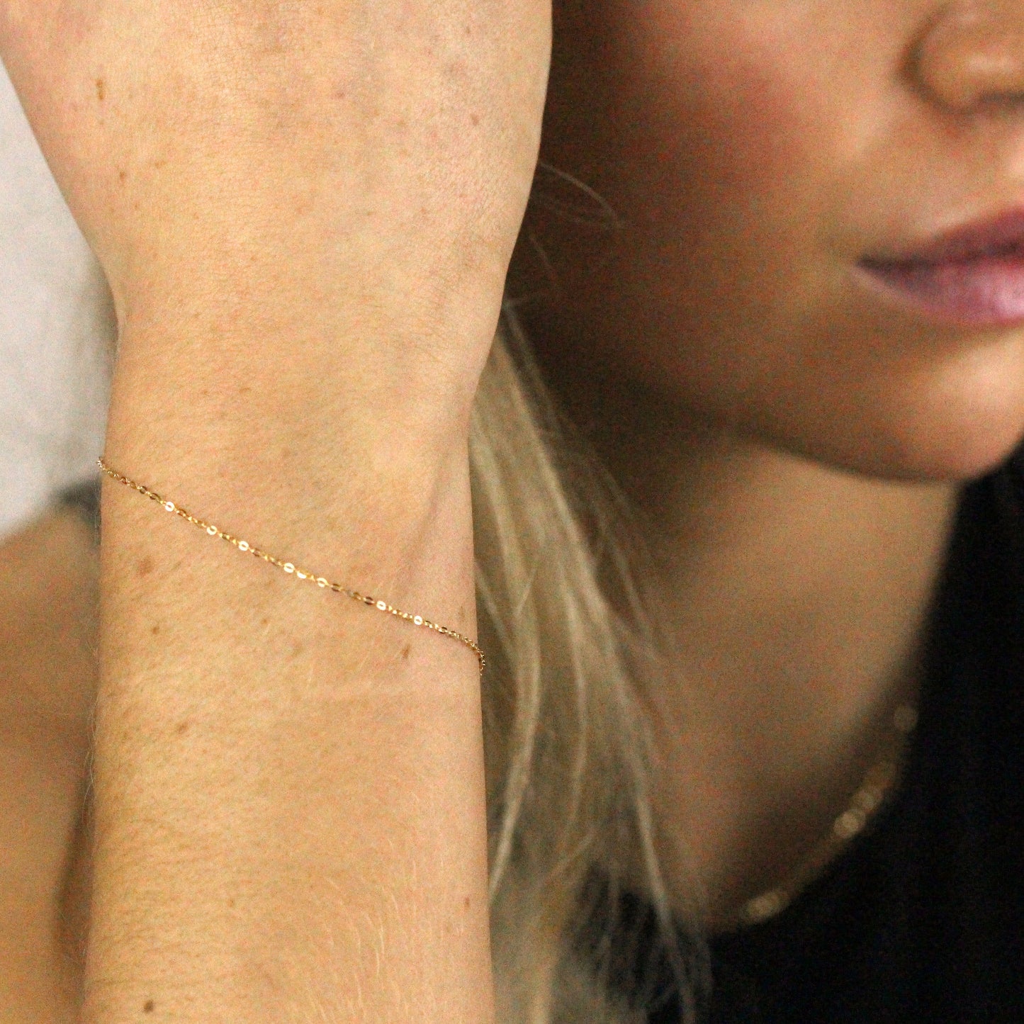 9ct Gold Hammered Trace Chain Bracelet 7 - 8 Inches