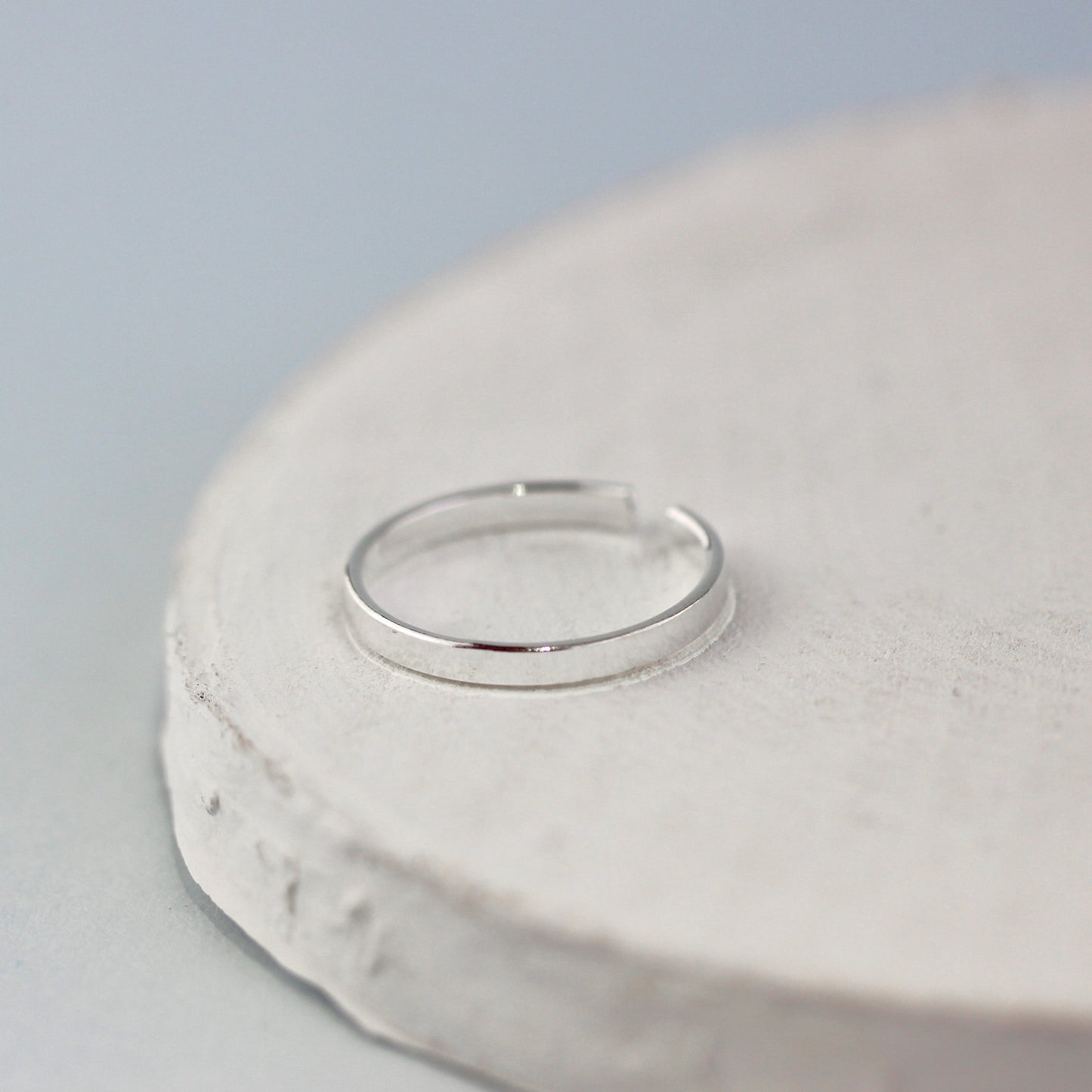 Sterling Silver 2mm Adjustable Plain Toe Ring