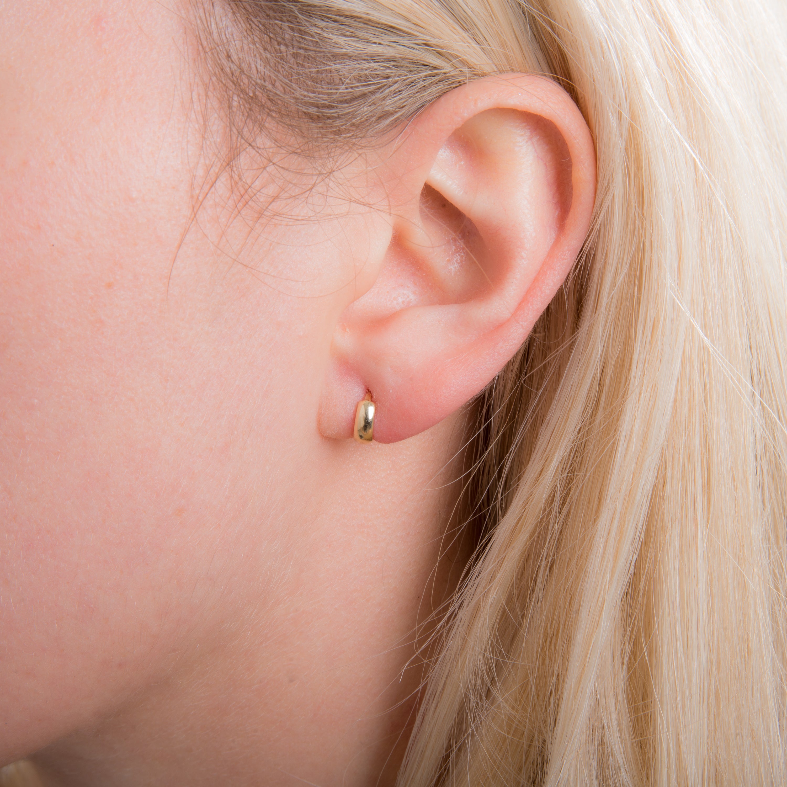 9ct Gold Huggie Hoop Earrings
