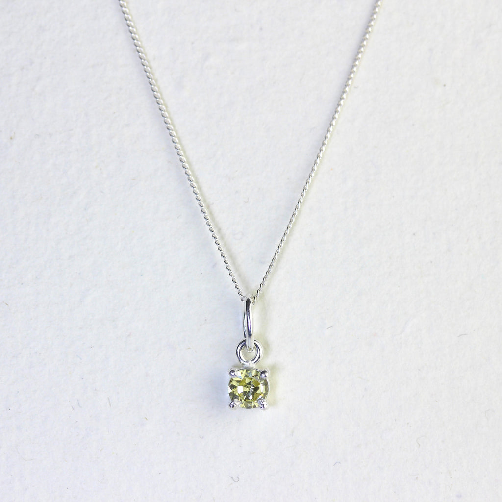 Sterling Silver Peridot CZ August Birthstone Claw Necklace - 14 - 32 Inches