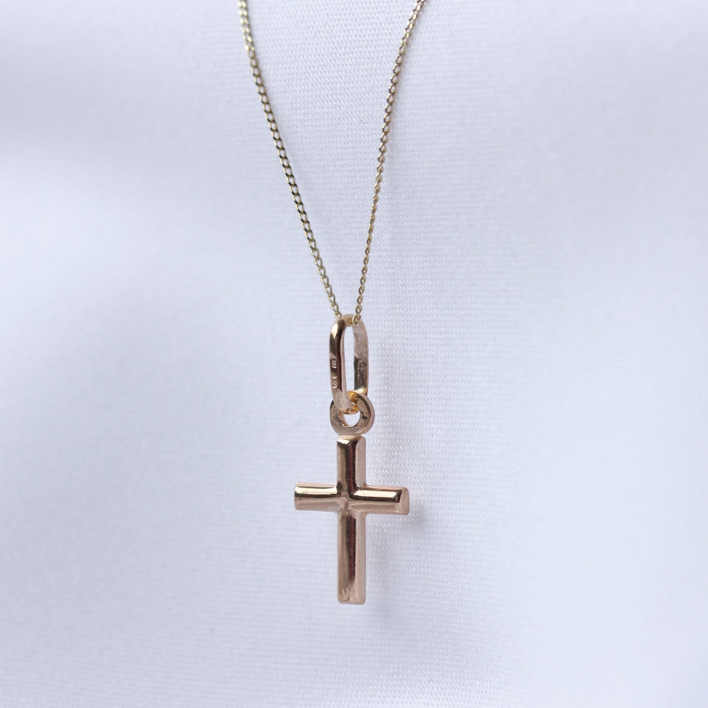 9ct Yellow Gold Plain Cross Necklace - 16 - 22 Inches