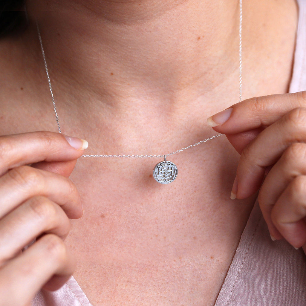Sterling Silver January Carnation Birth Flower & 13mm Engravable Tag Necklace 14 - 22 Inches