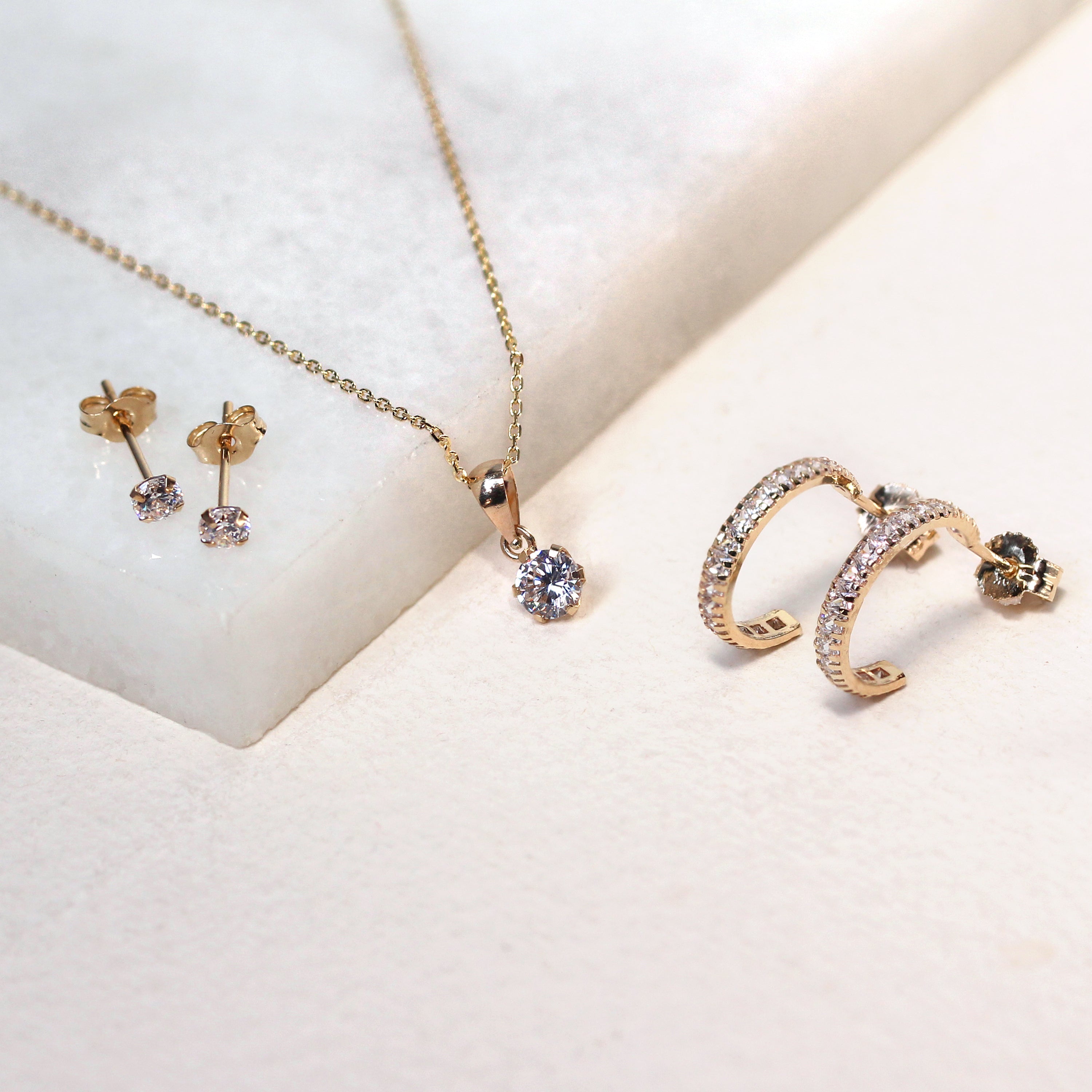 9ct Gold 5mm Round Claw Clear CZ Necklace 16 - 20 Inches