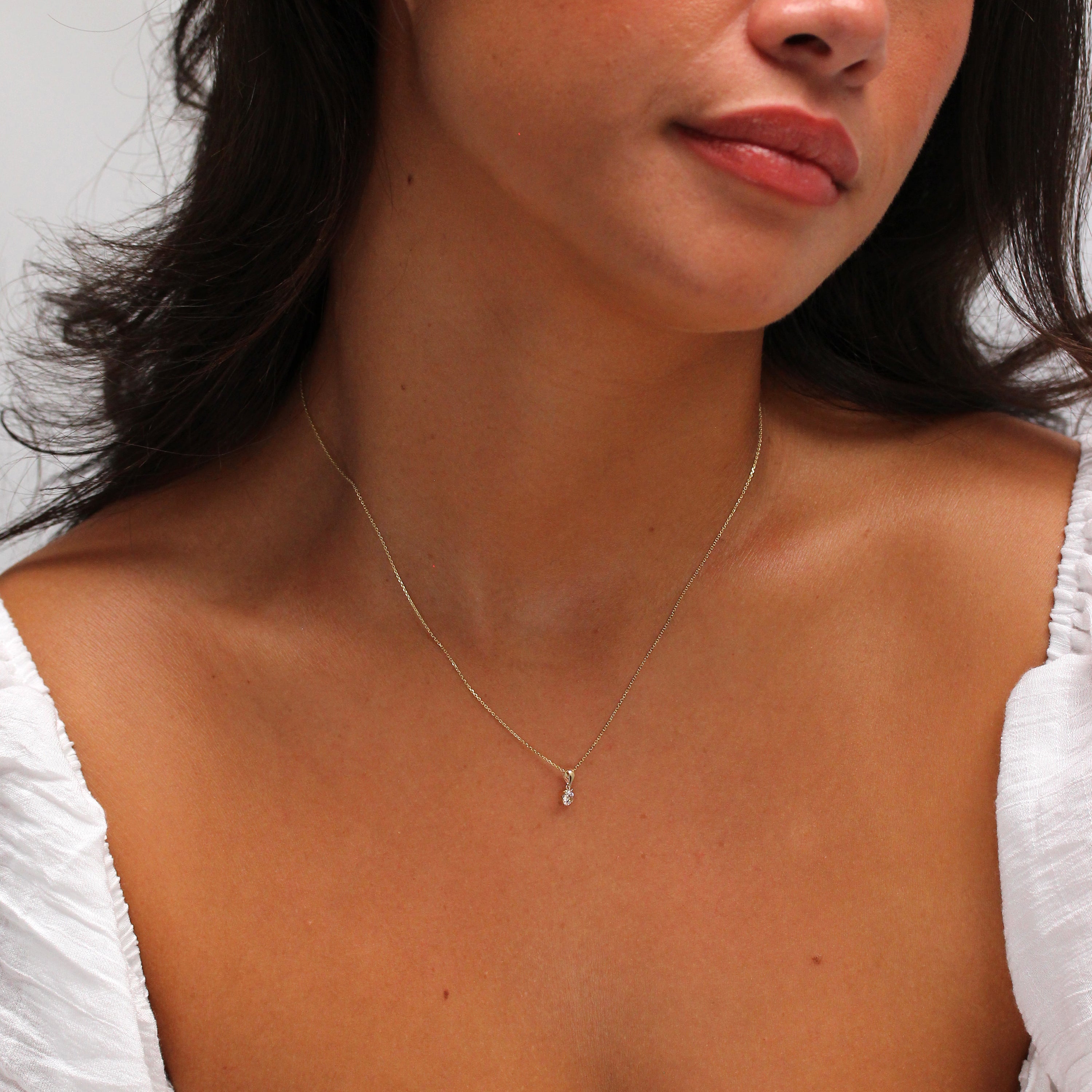 9ct Gold 5mm Round Claw Clear CZ Necklace 16 - 20 Inches