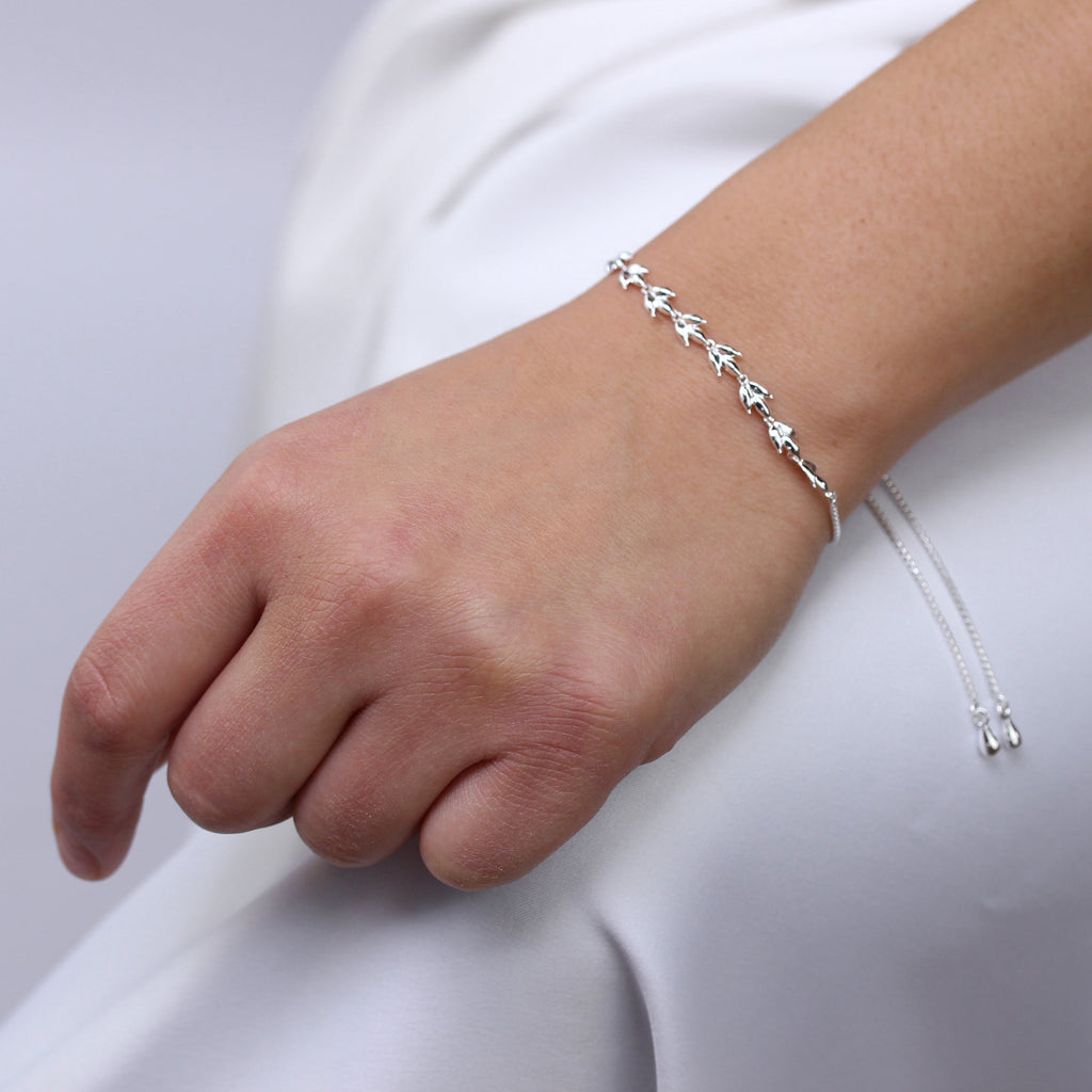 Sterling Silver Adjustable Leaves Bracelet w Heart Bead