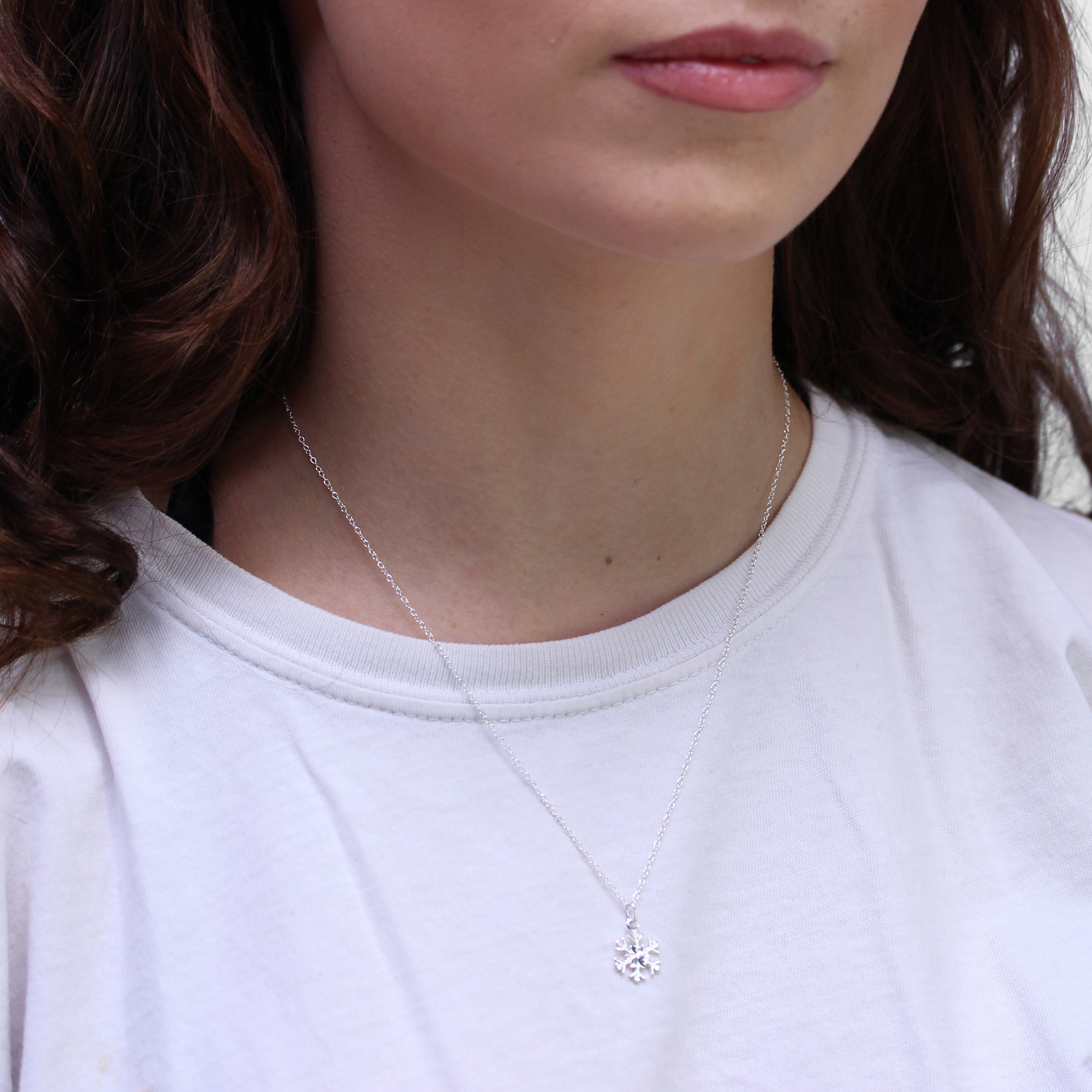 Sterling Silver 18 Inch Diamond Cut Snowflake Necklace
