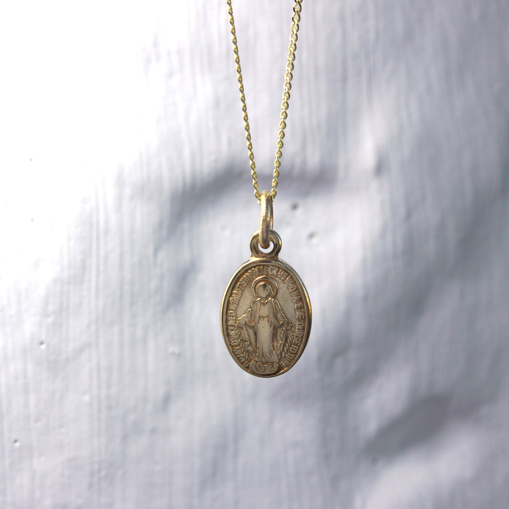 9ct Gold Miraculous Mary Medal Necklace