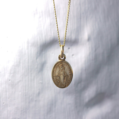 9ct Gold Miraculous Mary Medal Necklace