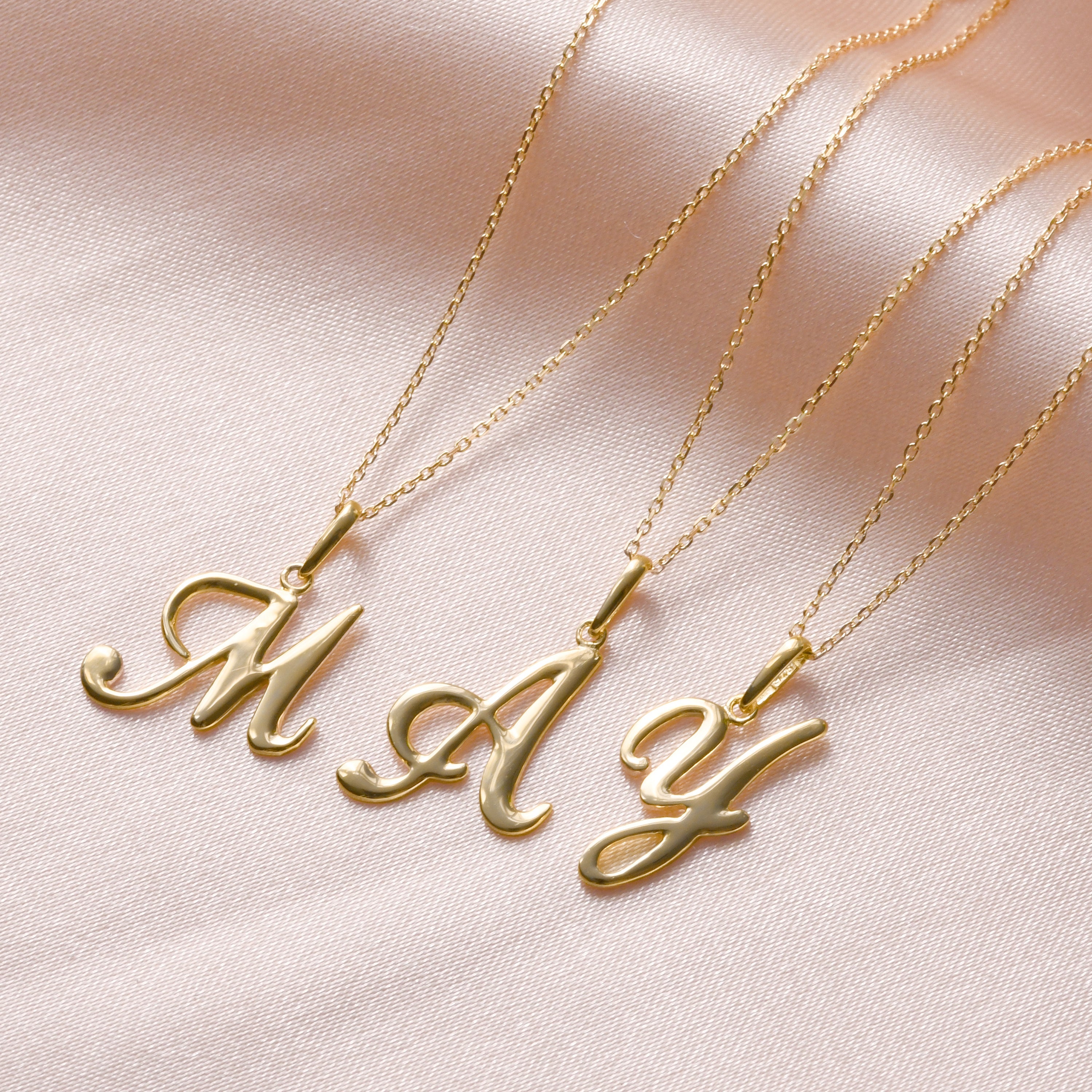 9ct Gold Fancy Calligraphy Script Letter Y Pendant Necklace 16 - 20 Inches